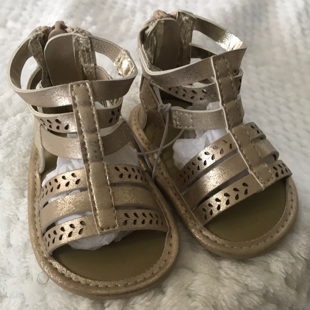 Children’s Place Gold Hi Sandals size 0-3M
